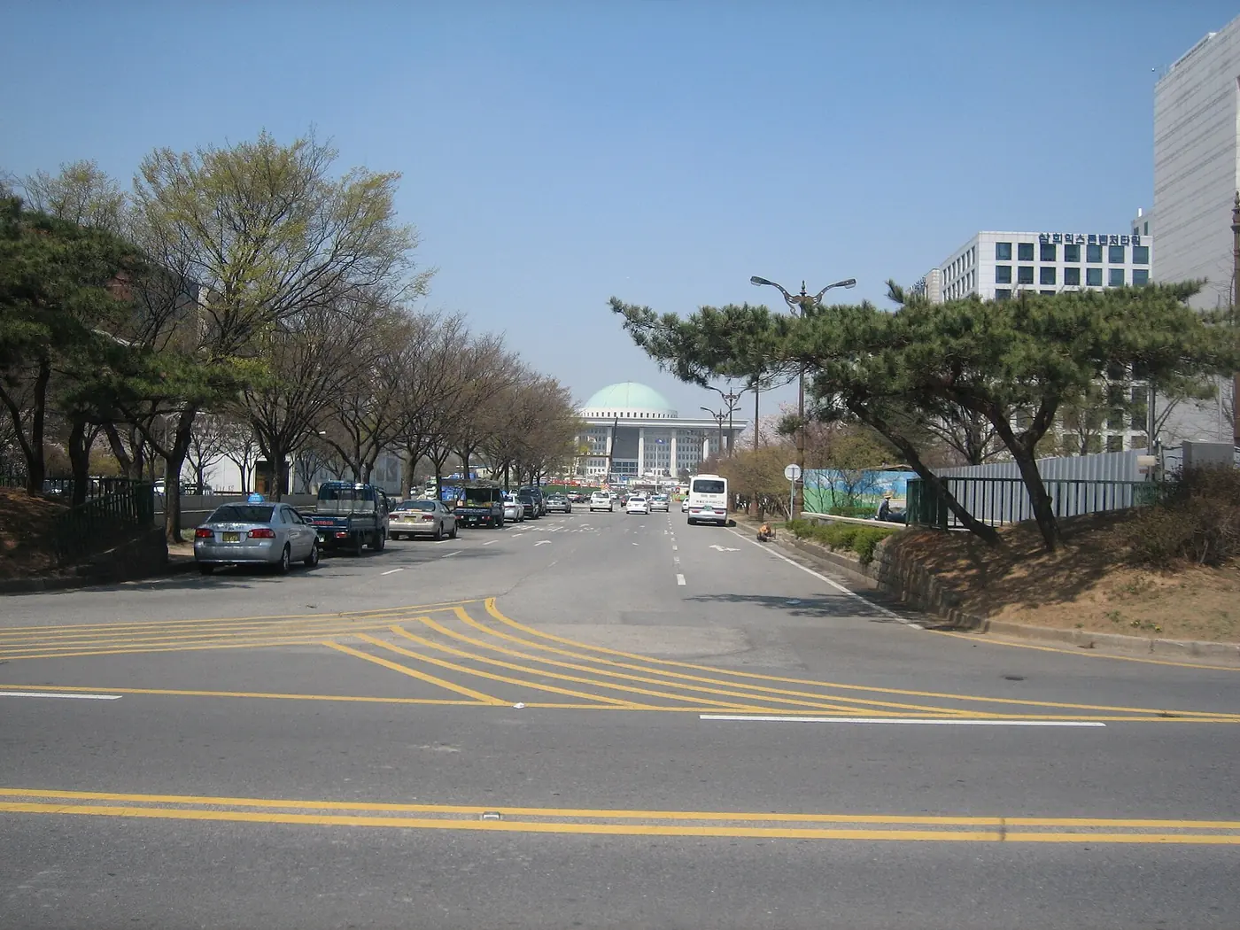 서울 여의도의 국회의사당 건물